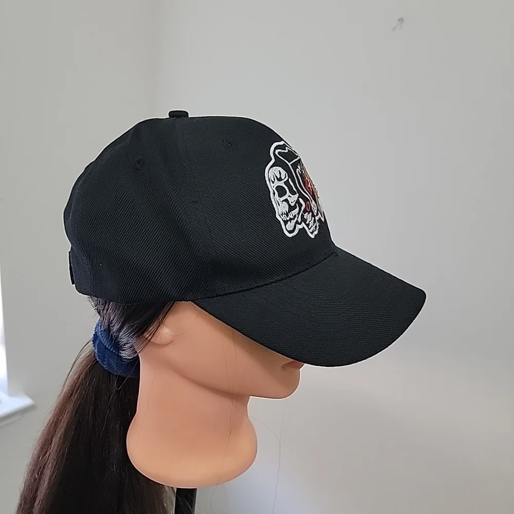 Chicago Blackhawks Skull Black Adjustable Hat Baseball Cap
